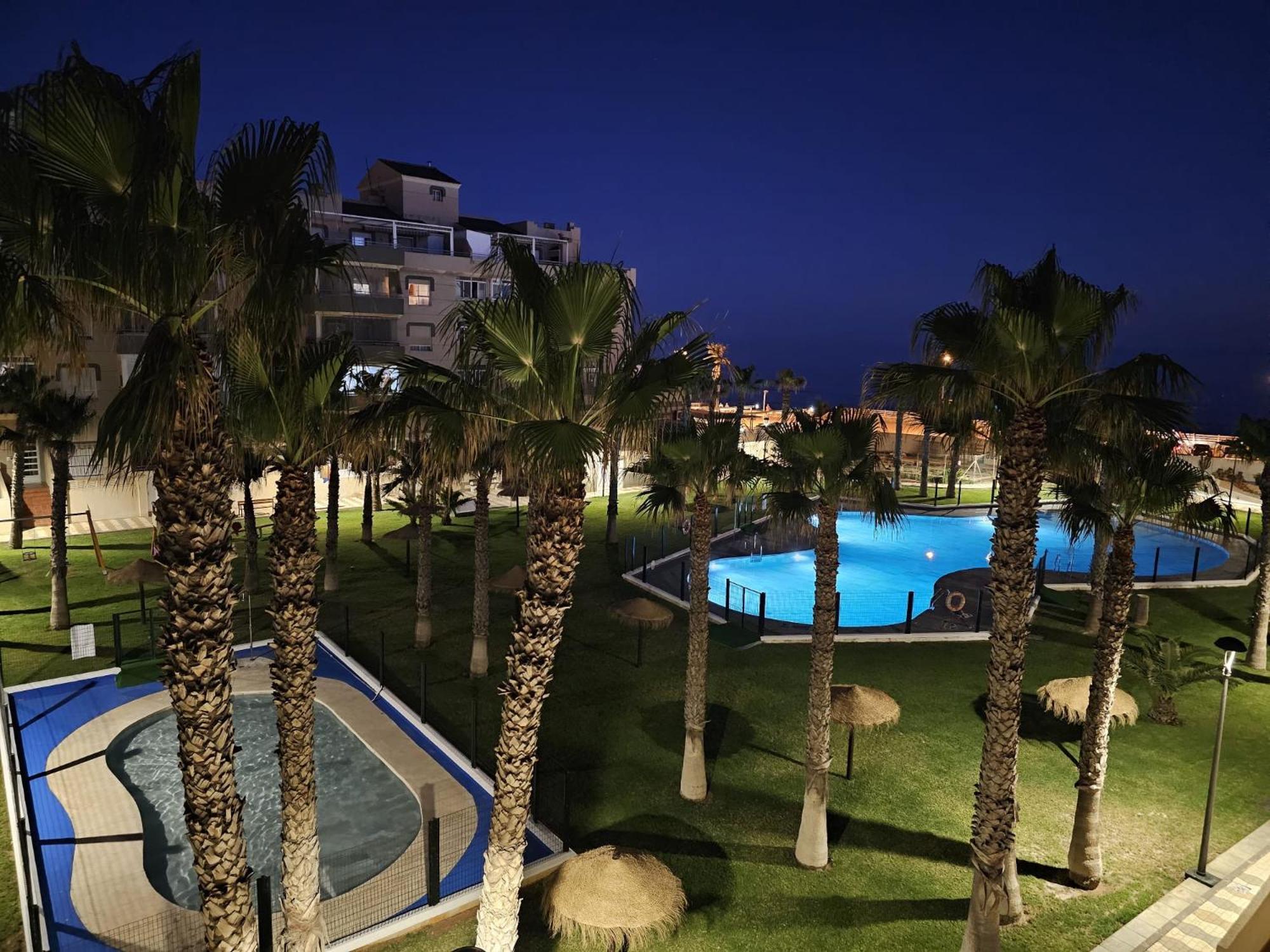 Piso Costa De Almeria Retamar  Ngoại thất bức ảnh